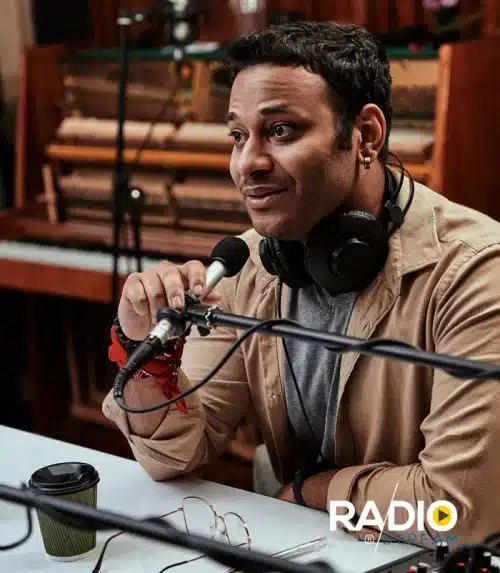 ¿Qué es AutoDJ y cómo funciona? La clave para mantener tu radio online 24/7 ¿Que es Radio Streaming?